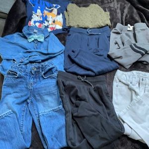 Assorted boys clothes size4/5